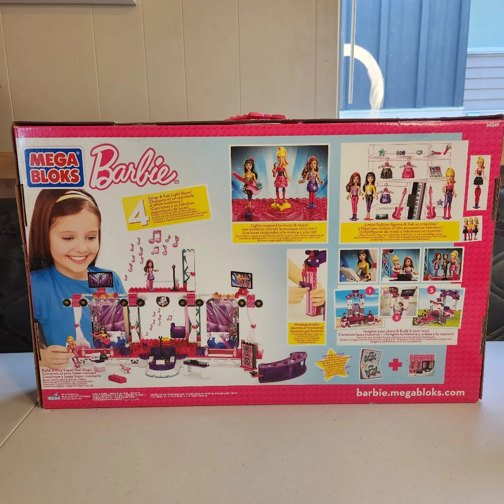Barbie Mega Bloks Super Star Stage 290 Pcs #80247 2013 Mini Dolls Open Complete - Picture 2 of 9